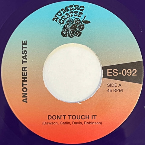 Maxx Traxx - Don't Touch It - 7" - Numero - ES-092